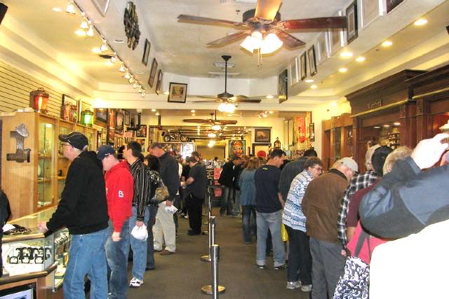 Visiter le célébre Gold & Silver Pawn Shop Las Vegas 4 Pawn Shop Interieur