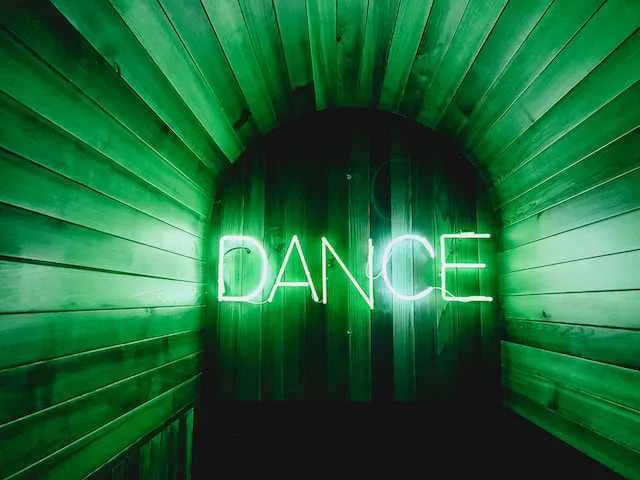 Comment passer une bonne soirée à Las Vegas dans un club de Strip-tease ? 3 Podium de Strip tease