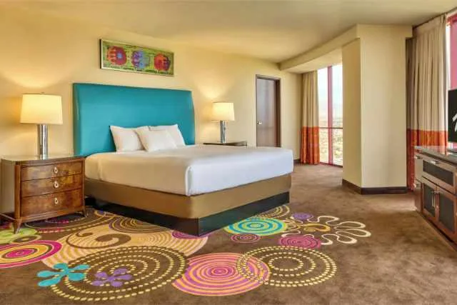 Hotel Rio 4 Suite Tour